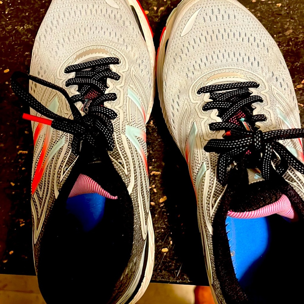 New balance 880 running shoes